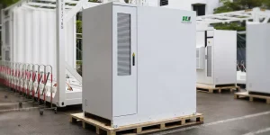 Small industrial and commercial outdoor cabinet energy storage