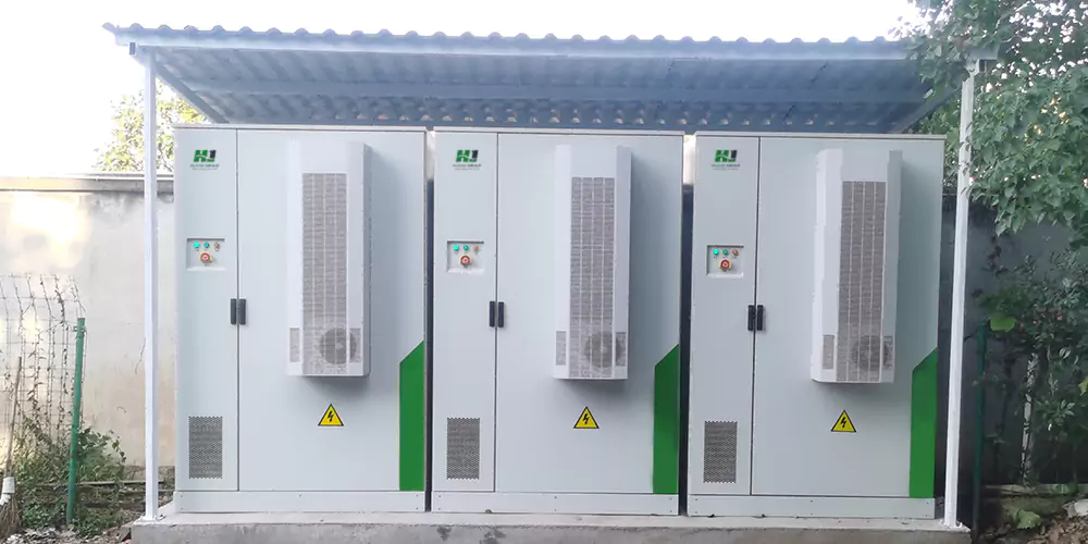 Small industrial and commercial outdoor cabinet energy storage