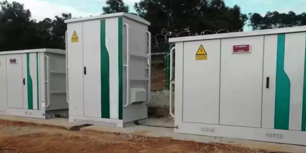 Small industrial and commercial outdoor cabinet energy storage