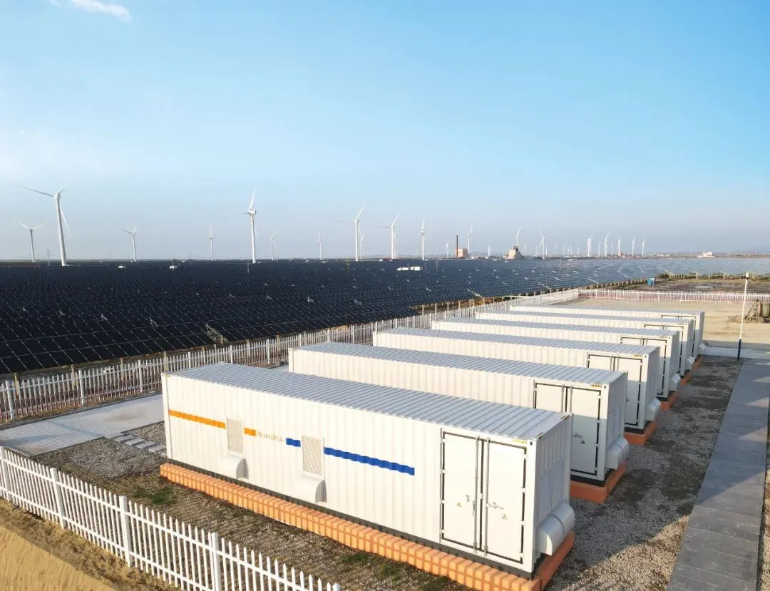 1.Energy storage cabinet in an industrial setting