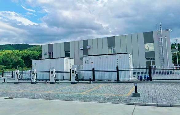 1.Industrial energy storage cabinet installed outdoors